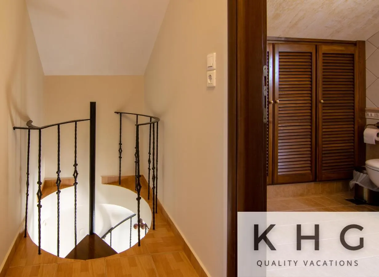 Villa Harmony In Lourdata Livathos  Grecia